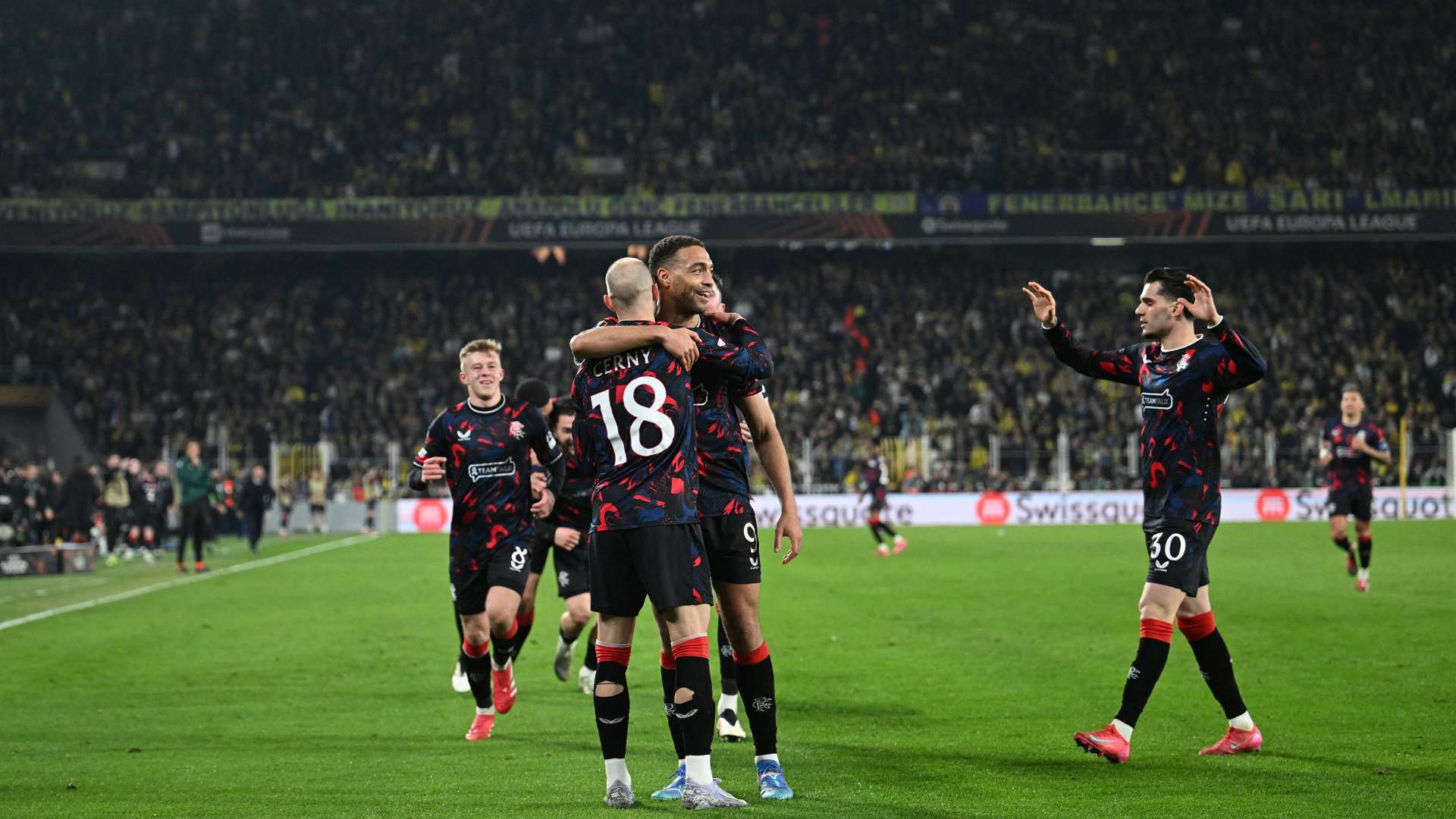 首轮比赛中 首轮比赛中